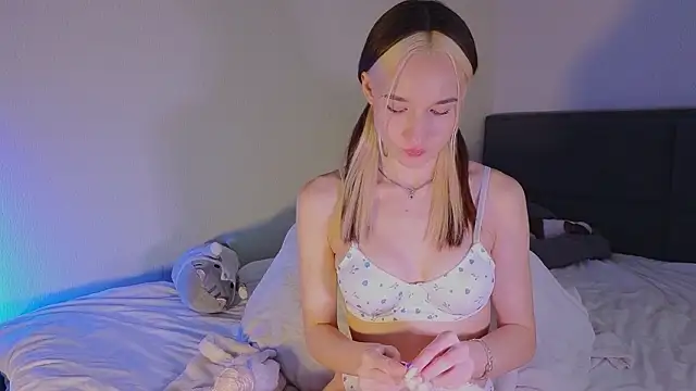 shey1i online show from March 2026 09:06:01 PM