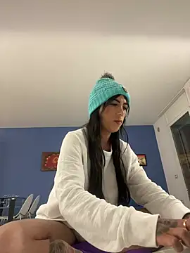 Snapshot of missdirtyhot_ chatting on February 2025 05:12:01 PM missdirtyhot online show from February 2025 05:12:01 PM