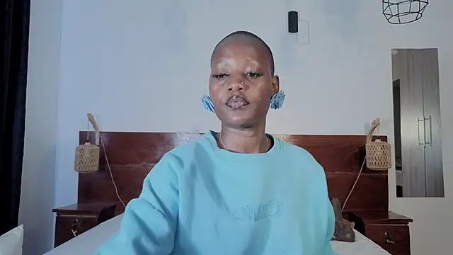 Snapshot of Elegant_Ebony chatting on July 2026 10:21:02 AM Elegant Ebony online show from July 2026 10:21:02 AM