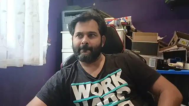 Sakhtlaundaz online show from September 2025 07:36:01 PM