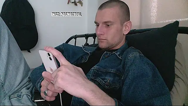 ETHAN MOORE online show from April 2026 11:26:02 AM