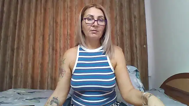 PussyEvely online show from December 2024 11:11:01 AM