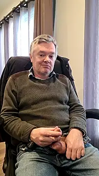 MichOxxford online show from November 2025 03:50:01 AM