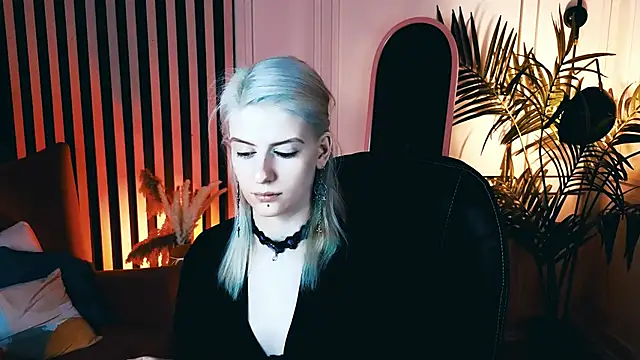 Noah ElmerX online show from October 2025 02:18:02 PM