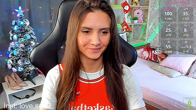 Michel Momsen online show from December 2024 12:27:02 PM