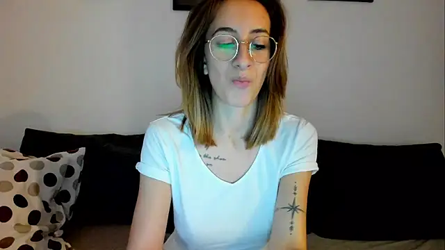 DesireMore90 online show from December 2024 01:38:02 PM