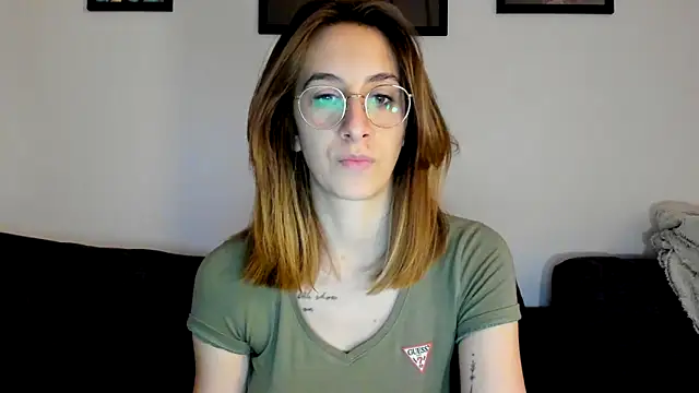 DesireMore90 online show from February 2025 08:24:01 PM