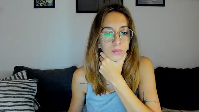 DesireMore90 online show from November 2025 06:18:02 PM