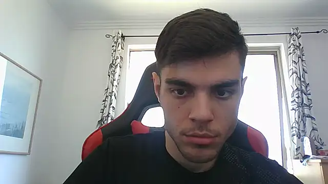 Omarnede online show from November 2025 05:28:02 AM