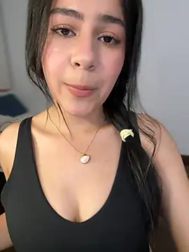 Snapshot of CuteKira7 chatting on June 2026 02:46:01 AM CuteKira7 online show from June 2026 02:46:01 AM