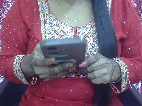 Lusty Wife1 online show from November 2025 11:11:01 AM