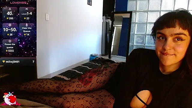 collette beaufoy  online show from December 2024 06:06:01 PM