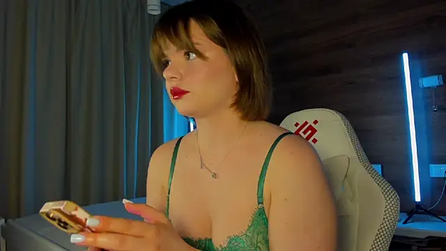 Elizabeth Hottie  online show from May 2026 10:19:01 PM