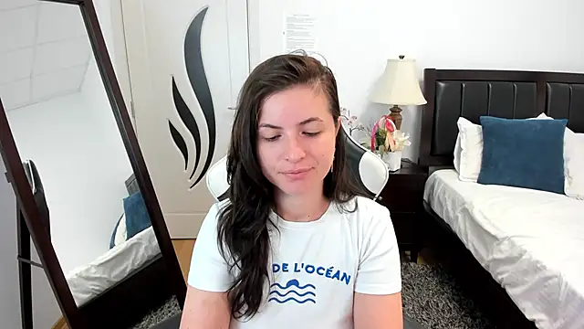 AmyPure  online show from June 2026 04:17:01 AM