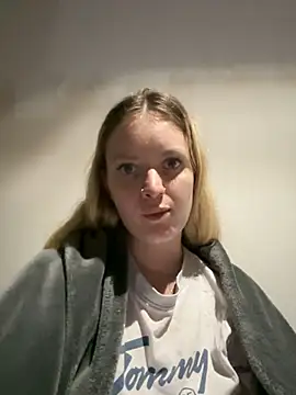 mariemelissah online show from March 2025 07:59:01 PM