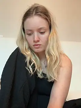 mariemelissah online show from March 2025 02:02:01 PM