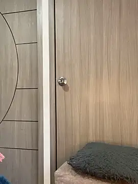 Lady  Pink online show from March 2026 09:10:01 PM