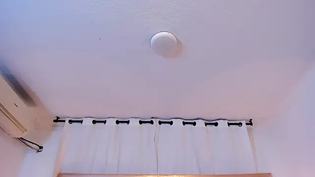 brittany069 online show from October 2025 08:42:02 PM