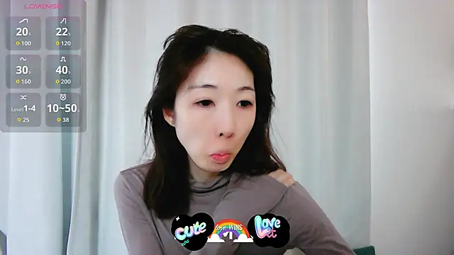 Love me Eri  online show from October 2025 11:27:01 PM