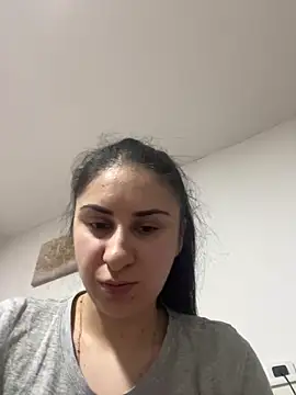 Snapshot of JenniferEdith chatting on March 2026 09:33:01 PM JenniferEdith online show from March 2026 09:33:01 PM