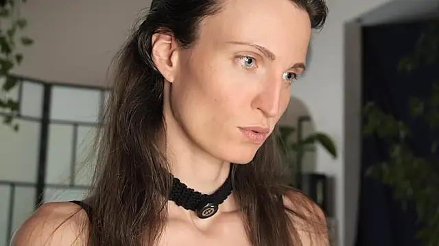 Snapshot of yulladao chatting on October 2025 05:12:01 PM yulladao online show from October 2025 05:12:01 PM