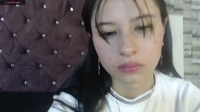 Snapshot of renata_allen chatting on January 2025 07:51:02 PM renata allen online show from January 2025 07:51:02 PM