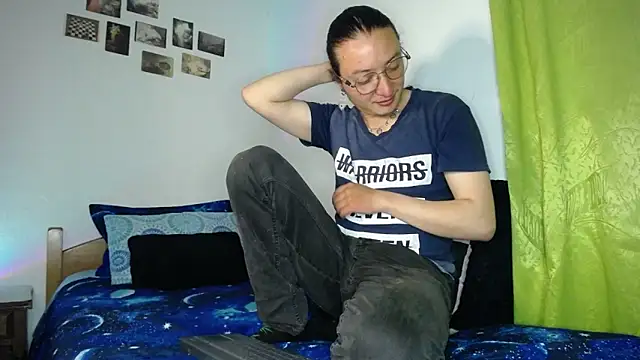 monkeywillwhite online show from November 2025 03:54:01 AM