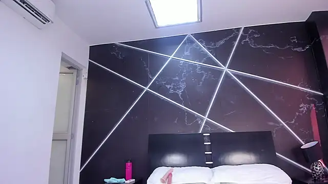  valeriiee  online show from January 2025 07:15:01 PM