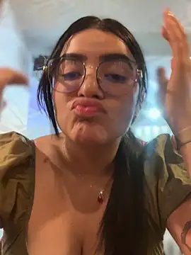 Lia flowers online show from January 2025 11:45:02 PM