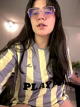 Lia flowers online show from October 2025 05:10:01 AM