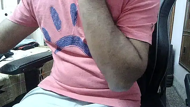 Snapshot of insanefreak69 chatting on January 2025 04:24:01 PM insanefreak69 online show from January 2025 04:24:01 PM