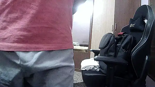 Snapshot of insanefreak69 chatting on January 2025 02:45:02 AM insanefreak69 online show from January 2025 02:45:02 AM