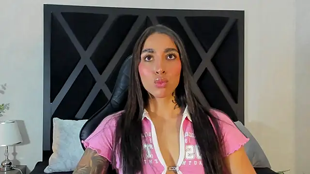 Snapshot of KAYLA_BATISTA chatting on July 2026 12:01:01 AM KAYLA BATISTA online show from July 2026 12:01:01 AM