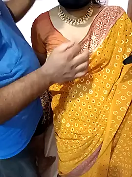 Snapshot of Mallu-Gayathri_Arun chatting on February 2025 01:51:02 PM Mallu-Gayathri Arun online show from February 2025 01:51:02 PM