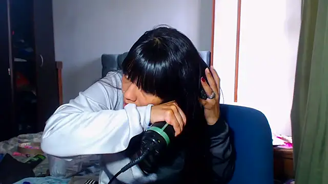 AmaraRoberts420 online show from February 2026 08:39:01 PM