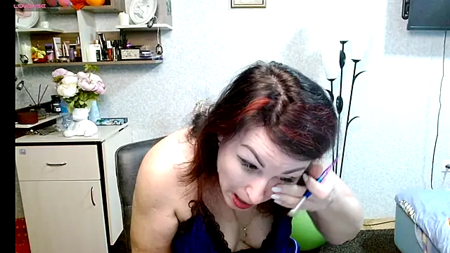 BeatriksS online show from February 2026 04:59:02 PM