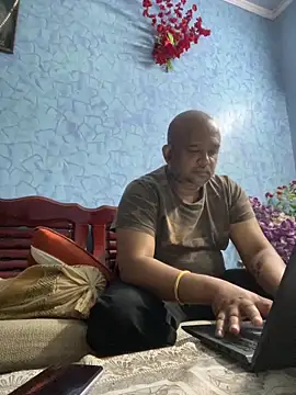 Dick 6inches online show from March 2026 04:35:01 PM