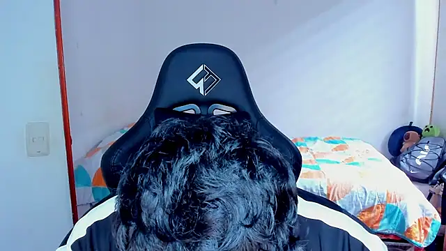 Tommy Bred online show from February 2026 06:11:02 PM