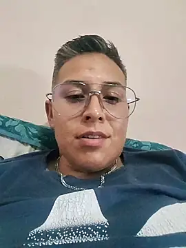 Yessi rousse online show from December 2025 06:07:01 AM