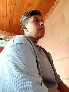 Yessi rousse online show from February 2026 08:51:01 PM