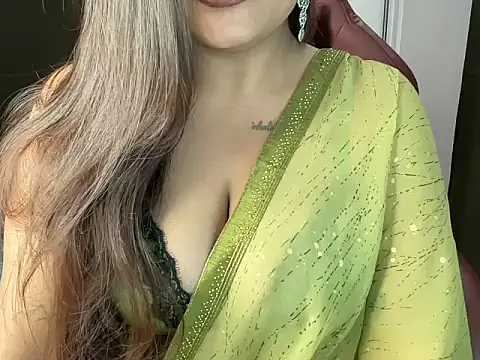 shanayaaa 1 online show from February 2026 07:10:01 PM