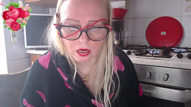 Snapshot of martachatte chatting on February 2025 02:54:02 PM martachatte online show from February 2025 02:54:02 PM