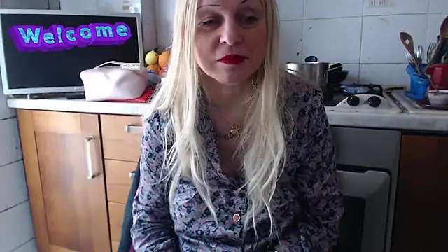 Snapshot of martachatte chatting on March 2025 09:11:01 AM martachatte online show from March 2025 09:11:01 AM
