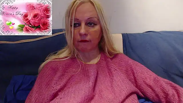 Snapshot of martachatte chatting on March 2025 10:24:01 PM martachatte online show from March 2025 10:24:01 PM