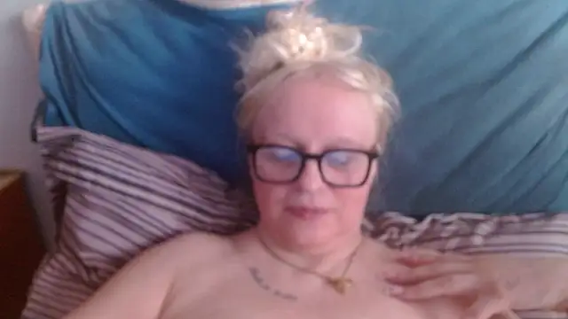 Snapshot of martachatte chatting on July 2026 06:21:02 AM martachatte online show from July 2026 06:21:02 AM