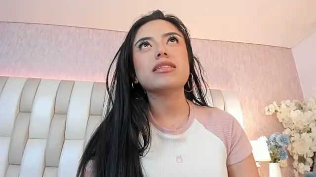 Rebeca jones online show from February 2025 04:24:01 PM