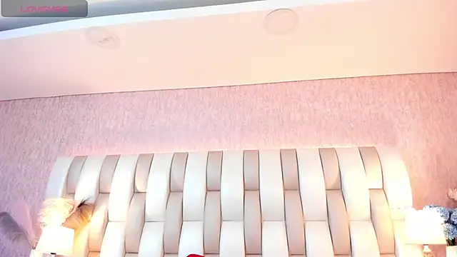 Rebeca jones online show from March 2025 01:14:02 PM