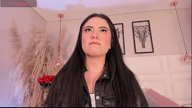 Rebeca jones online show from September 2025 12:19:01 PM