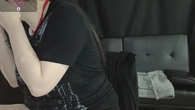 Mia G0ld online show from March 2026 05:16:01 PM