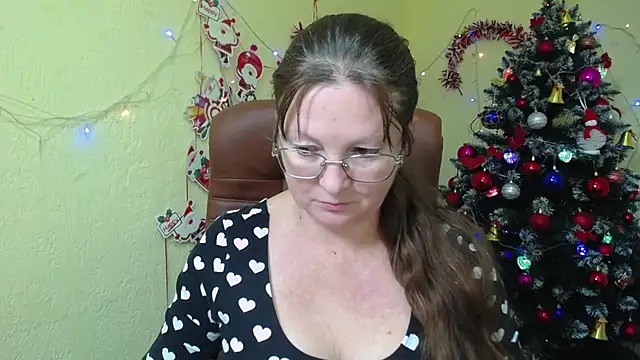 VanessaHotts online show from December 2024 09:17:02 AM